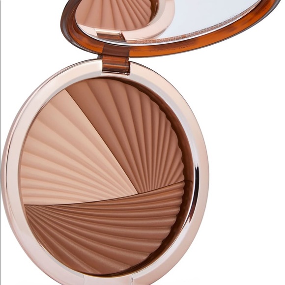 Estée Lauder Bronze Goddess Matte Glow Bronzer - Picture 2 of 6